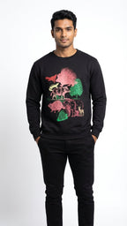 Black Wildlife Graphic Sweatshirt