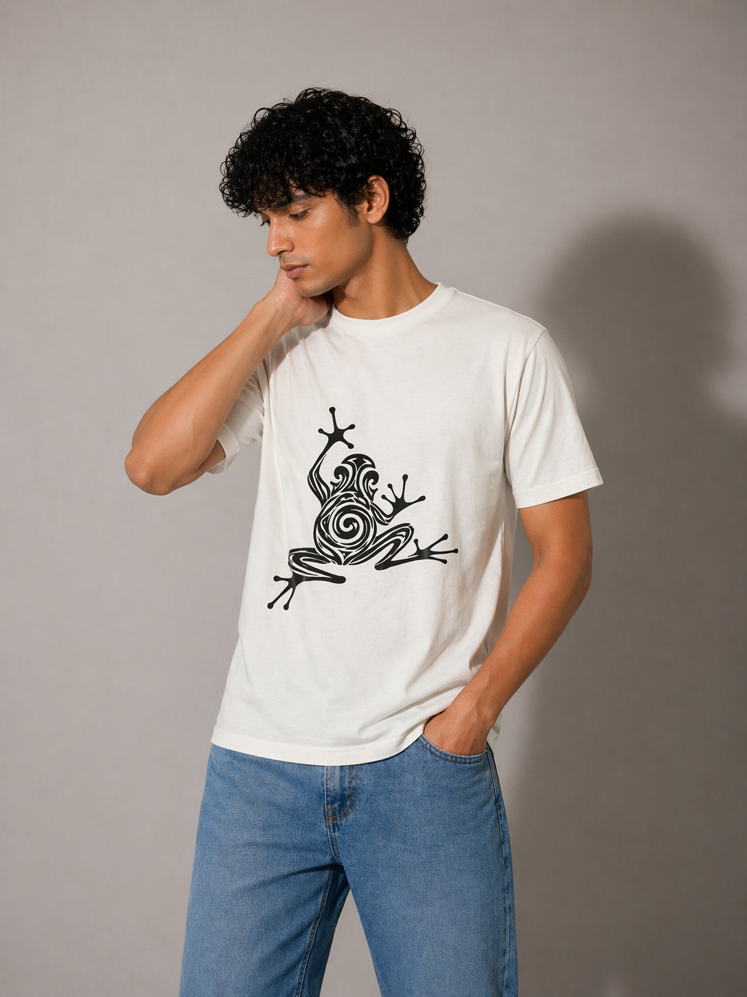 White Abstract Frog Graphic T-Shirt